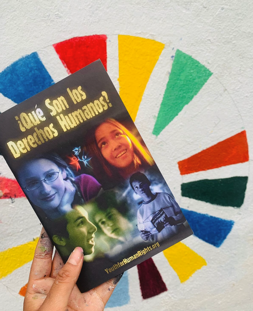 Booklets & Illustrated Guides